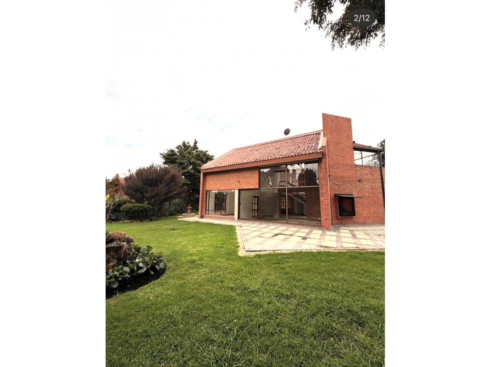 Casa Venta CONJUNTO LOYOLA 323m2 4h 4b 5pq Est 2dep Terraza. — foto 3