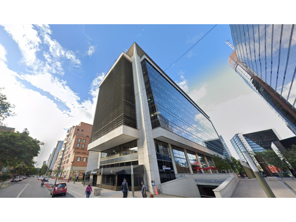 Oficina Venta Arriendo SalitreTorre 26 215m2 1baño Cocineta 5parq