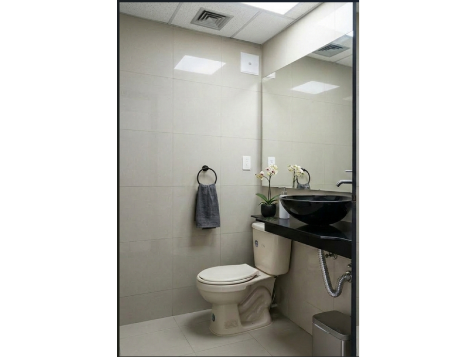 Consultorio Venta Chico Ed.OfiCenter96 41m2 1baño 1parqueadero — foto 4