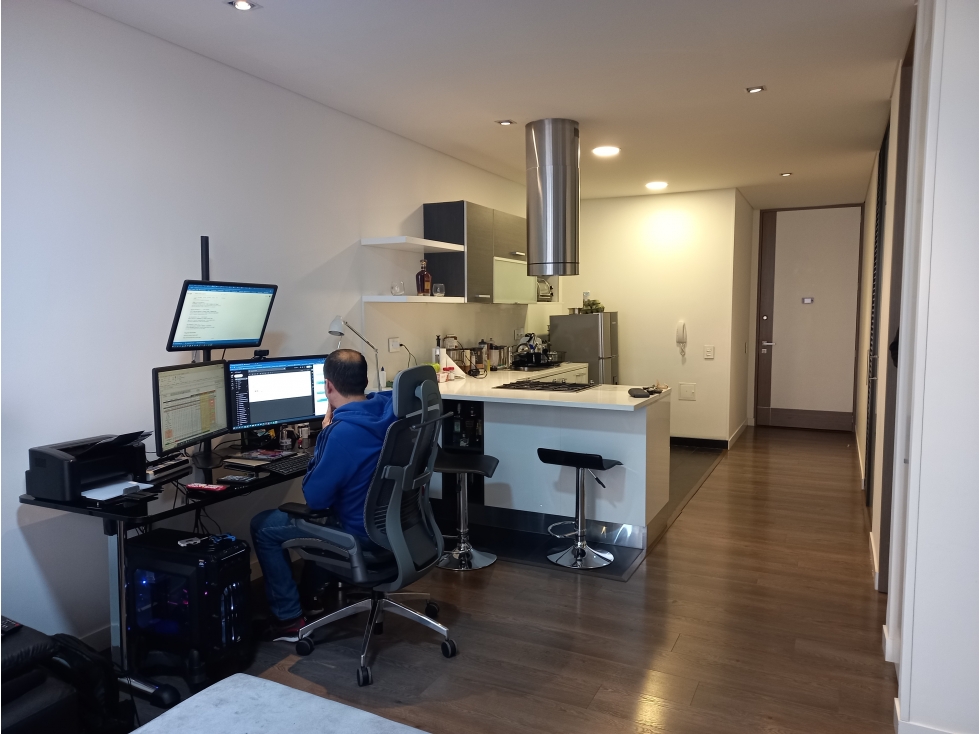 Apartaestudio en Venta Santa Barbara Edf Nuba 1 Hab 2 Baños 2 Parq — foto 4