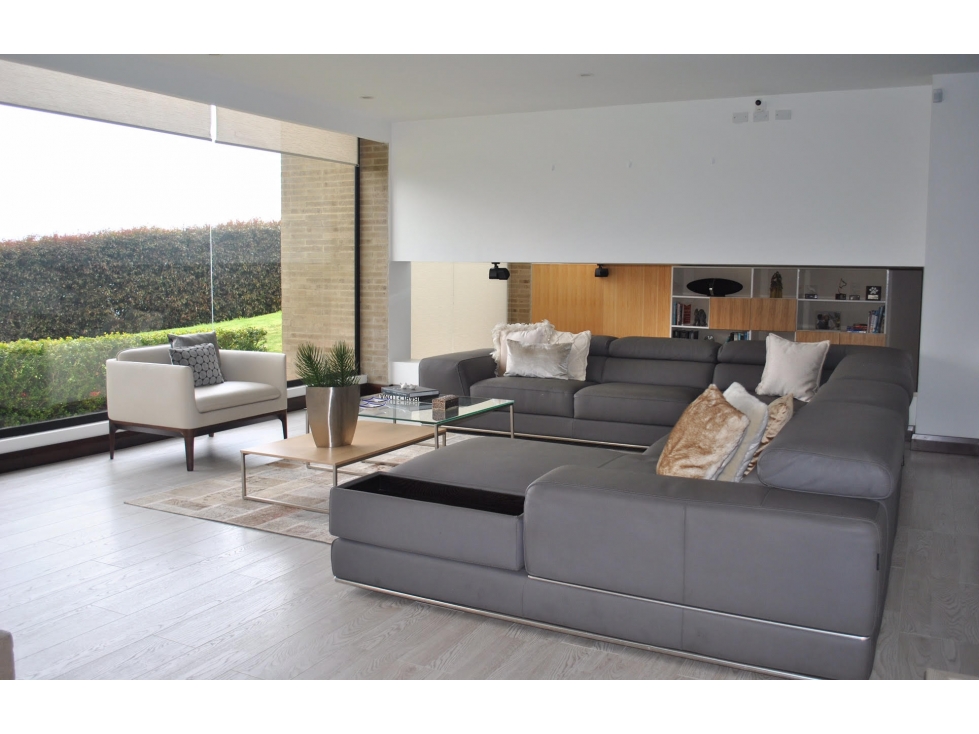 Casa Arriendo Yerbabonita 360m2 5h 5.5b CBS 5pq Est 2dep Terraza:160m2 - 3