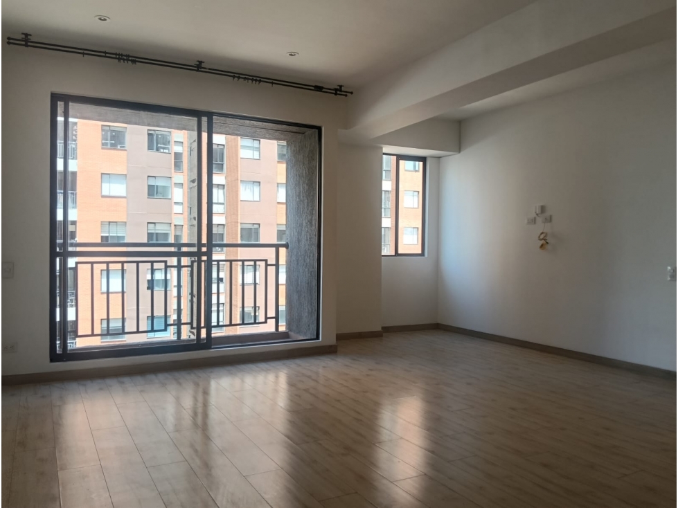 Apto arriendo SanCristóbal Nte 7ma Avenida 2 hab + estudio 67m2 1parq