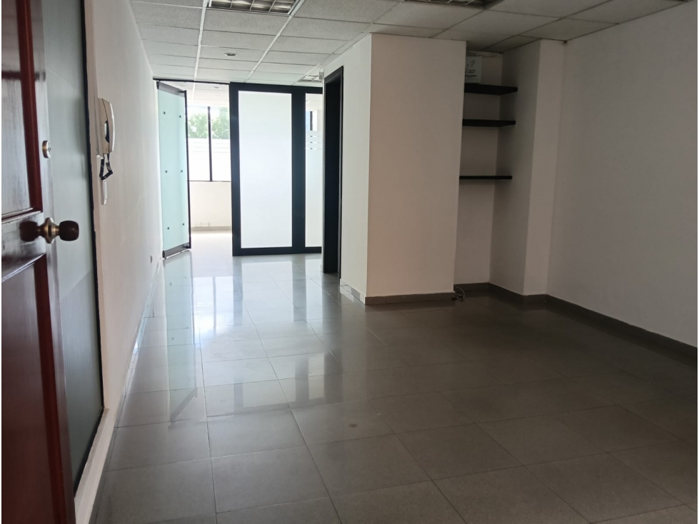 Consultorio Venta Chico Ed.OfiCenter96 41m2 1baño 1parqueadero — foto 5