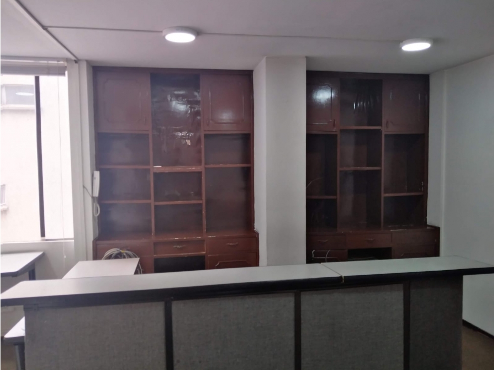 Oficina arriendo Chico Ed. Pama 48m2 1 Baño 1 Garaje — foto 2