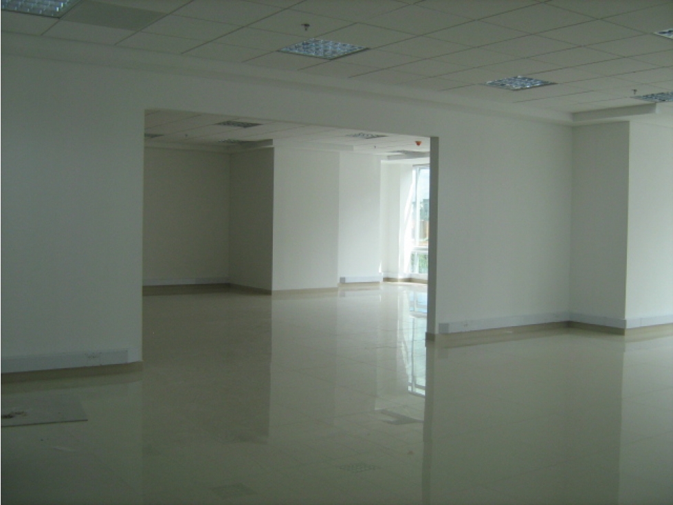 Oficina venta y arriendo Salitre Ed. Arrecife 197m2 4gj 1baño 506/507 — foto 3