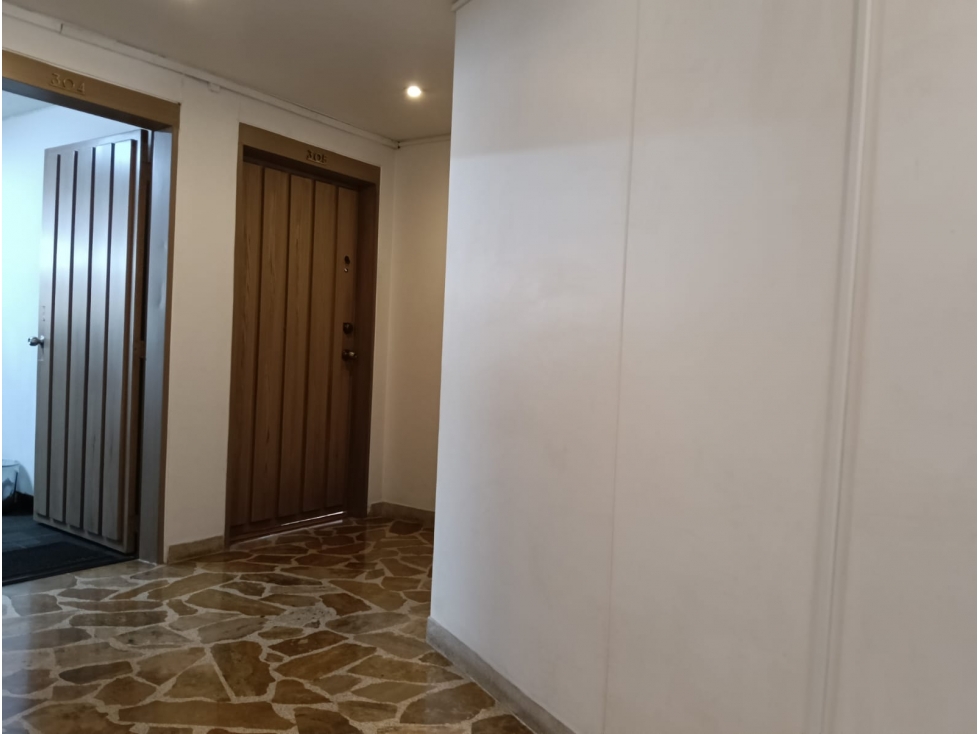 Oficina Venta Edf. Bracamonte Chico 59m2 1baño 1parqueadero — foto 2