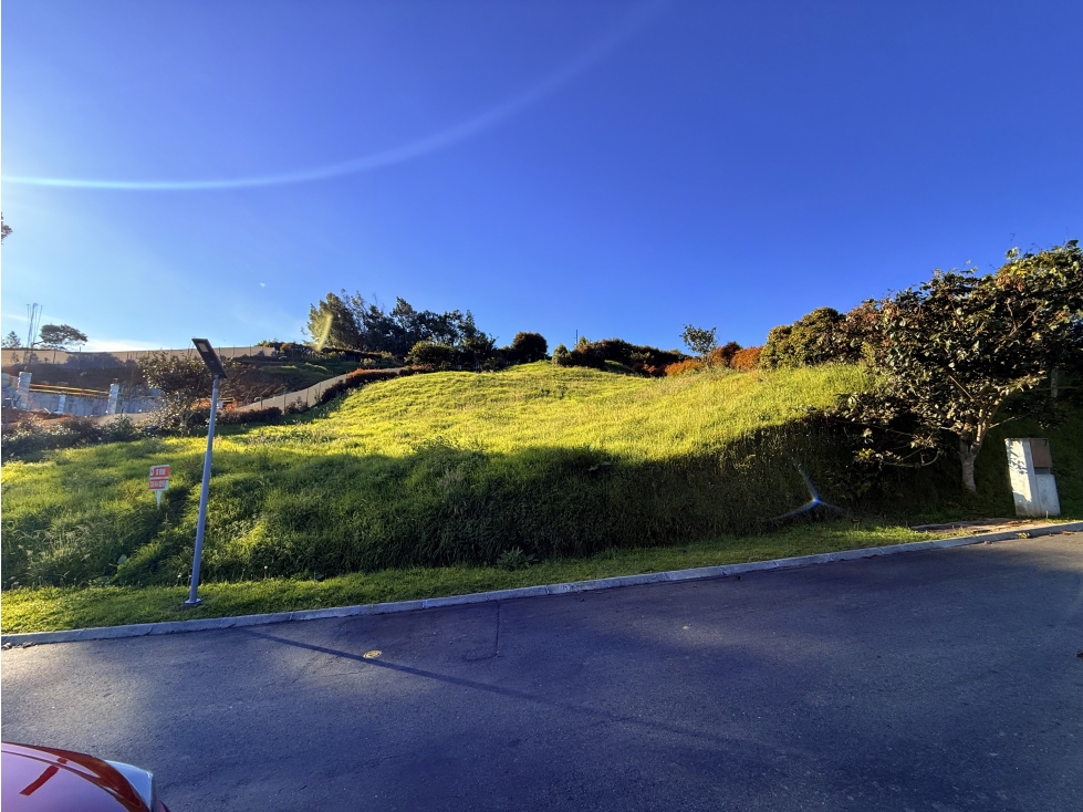 Lote en parcelación en venta Alto de Las Palmas sector La Acuarela