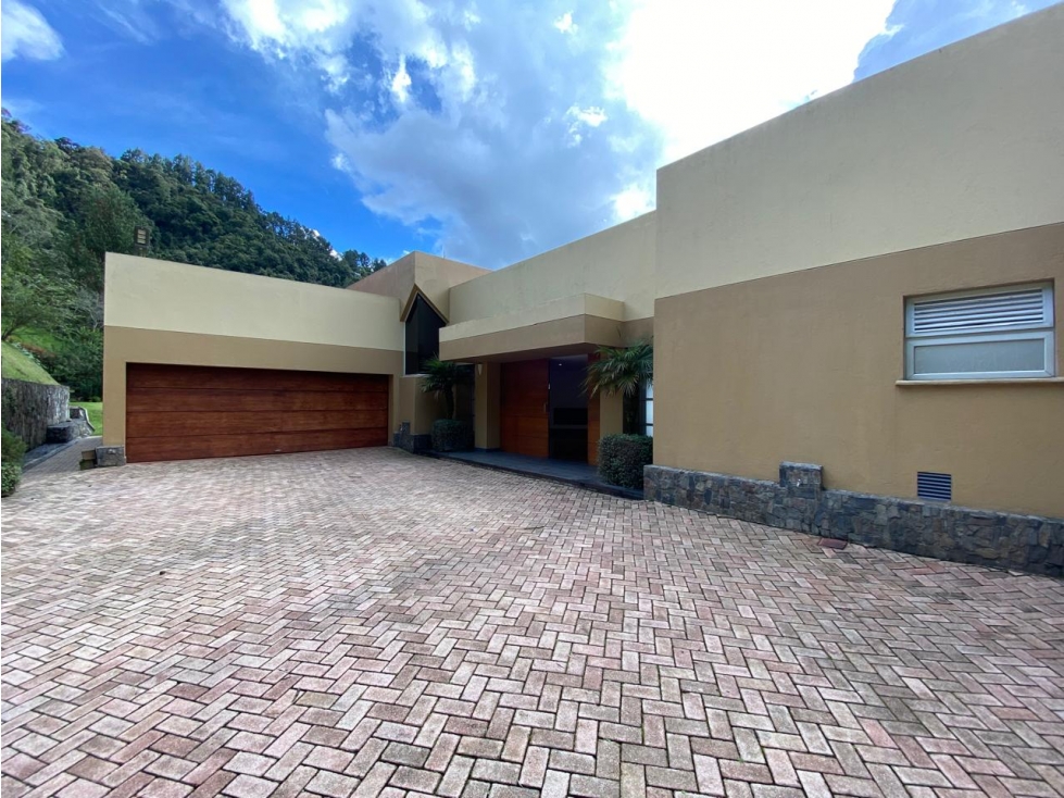 Exclusiva casa en venta Las Palmas Medellín