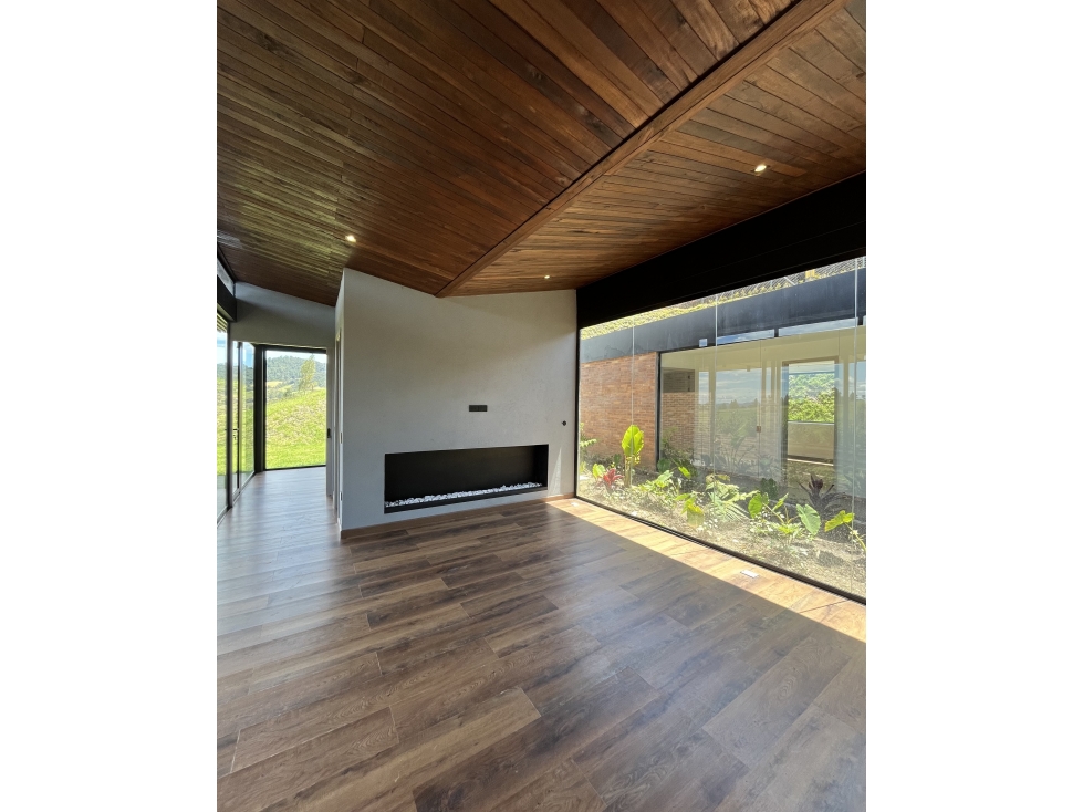 Moderna casa campestre en venta Alto de Palmas Envigado — foto 4