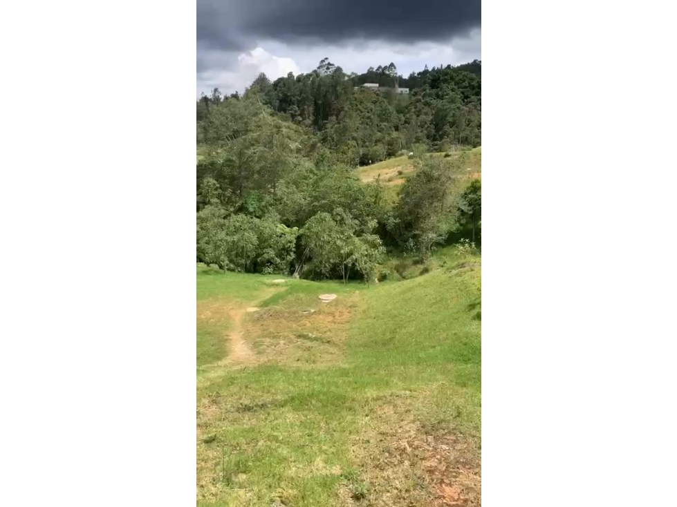 Lote en Venta en Transversal de La Montaña Envigado - 2