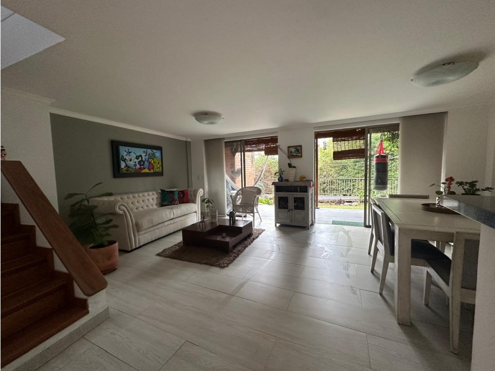 Oportunidad Casa en venta Envigado cerca al Mall La Sebastiana — foto 5