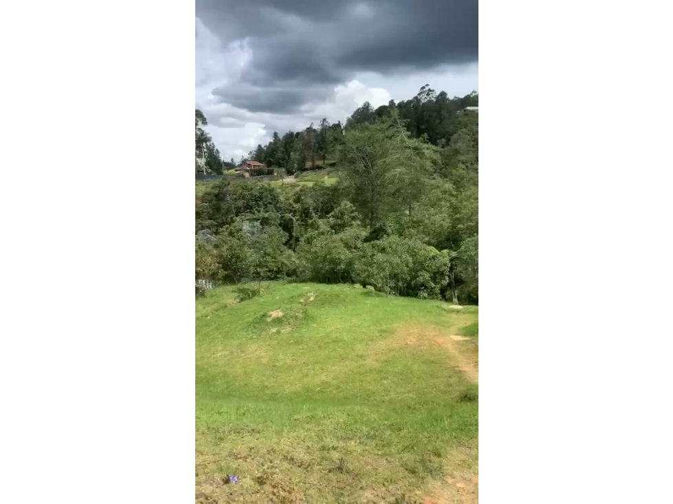 Lote en Venta en Transversal de La Montaña Envigado - 4