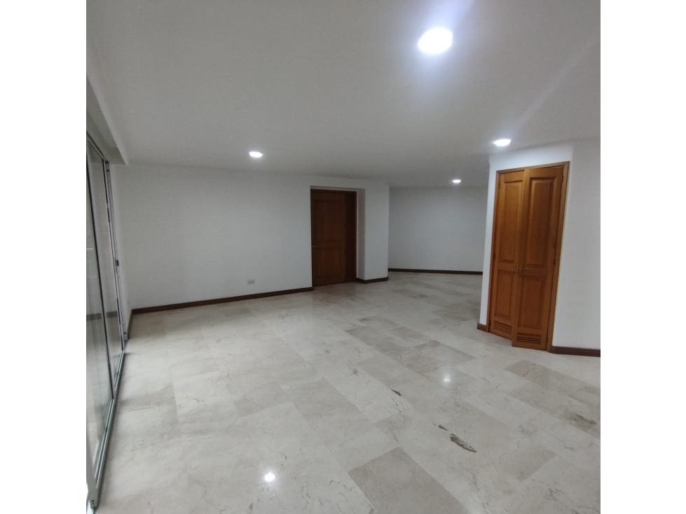 Apartamento En Venta Laureles Primer Parque Medellín — foto 4
