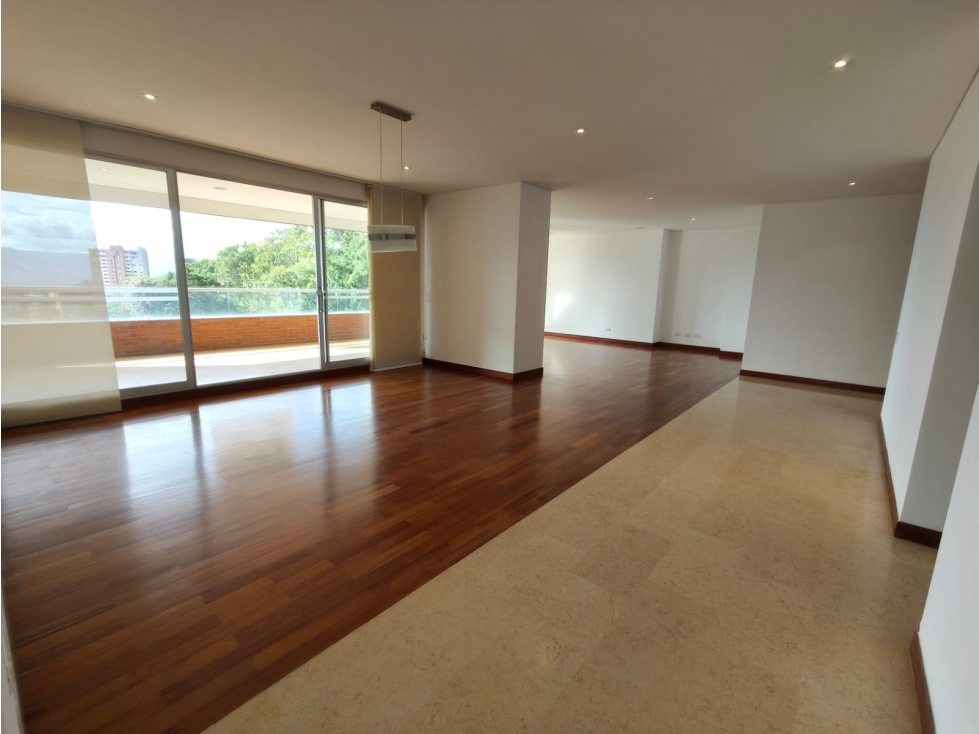 Apartamento en Venta Poblado, loma del Tesoro.