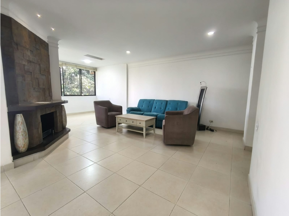 APARTAMENTO DÚPLEX en Venta, Medellín, El Poblado, San Lucas. — foto 3