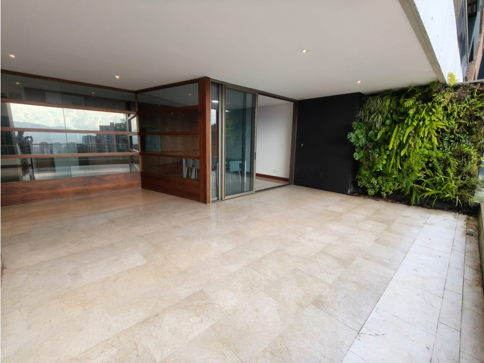Venta apartamento de lujo en Medellín, sector Las Palmas.