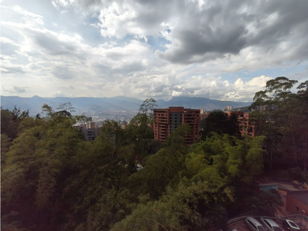 Venta apartamento de lujo en Medellín, sector El Poblado, La Calera. — foto 3