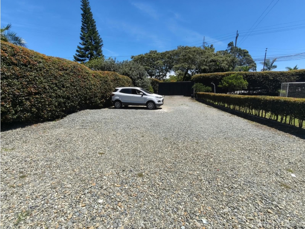 Lote Plano en Venta, Rionegro, sobre Autopista Medellín Bogotá. — foto 3