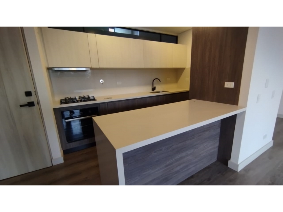 Aparta estudio Nuevo en venta El Poblado loma de los González — foto 2