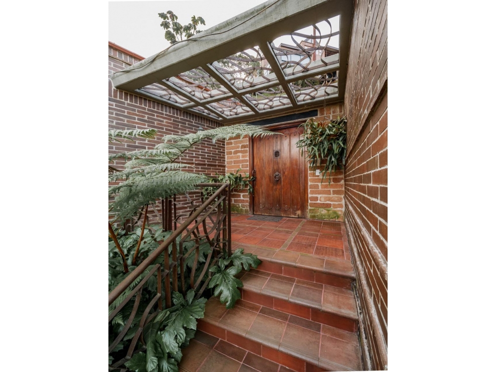Venta de Casa Exclusiva en Envigado Alto del Escobero — foto 2