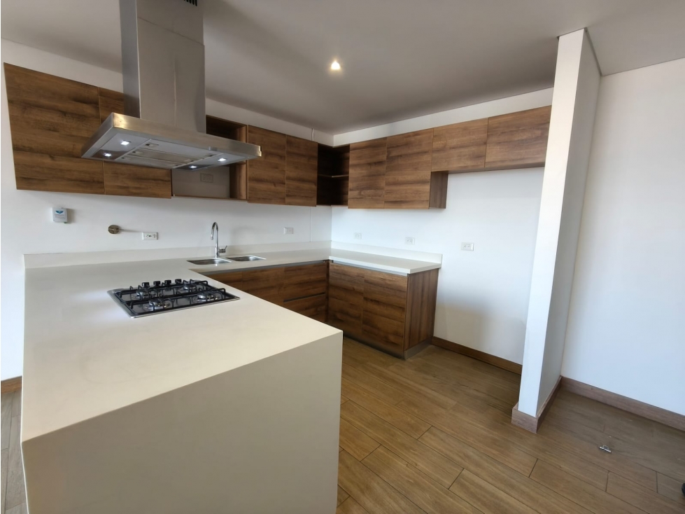 Venta Apartamento Moderno en Medellín, Poblado Ciudad del Río