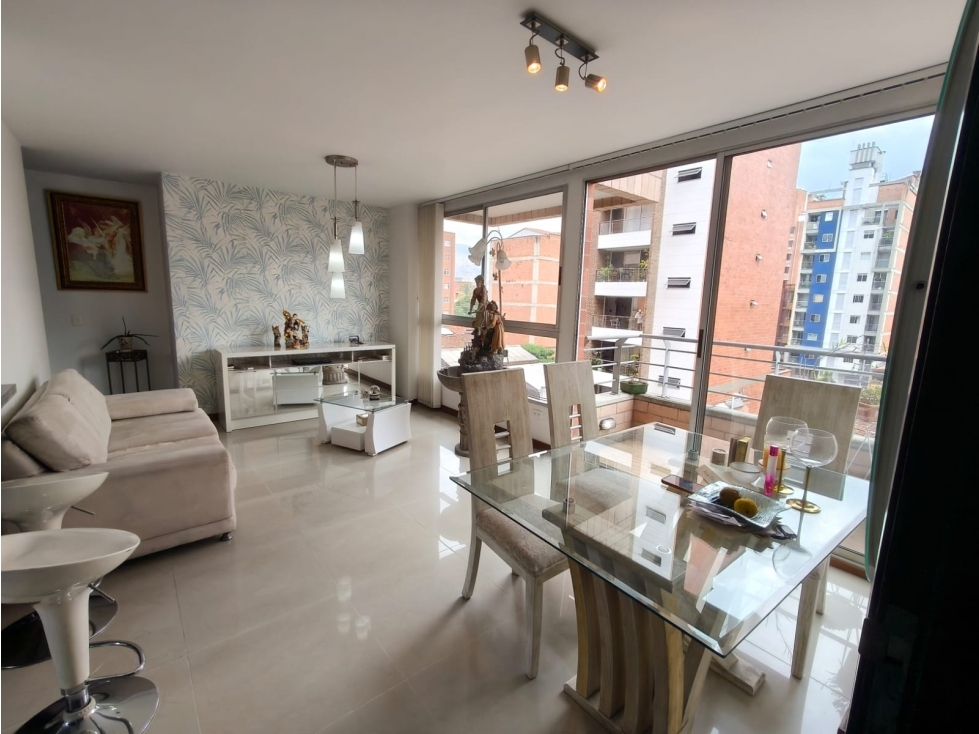 Venta apartamento en Medellín, sector Conquistadores.