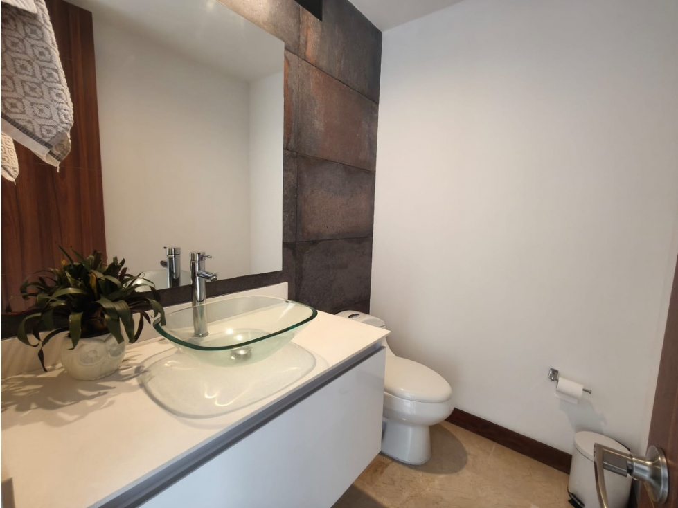 Exclusivo Apartamento VENTA, Moderno Excelente vista Poblado El Tesoro — foto 3