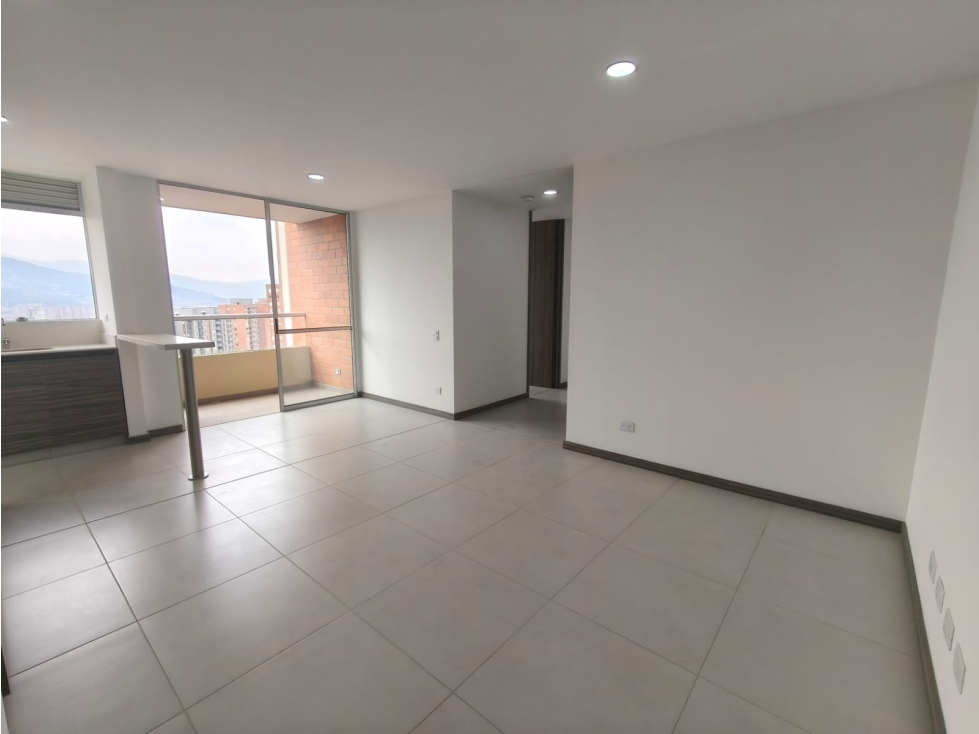 Apartamento en VENTA, Moderno Excelente vista, Sabaneta Asdesilla. — foto 3