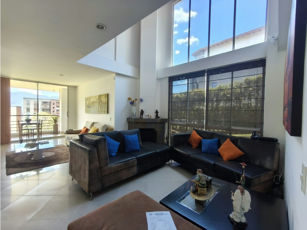 Casa Independiente en Venta, Envigado El Escobero Bajito 1.000 m² lote — foto 2