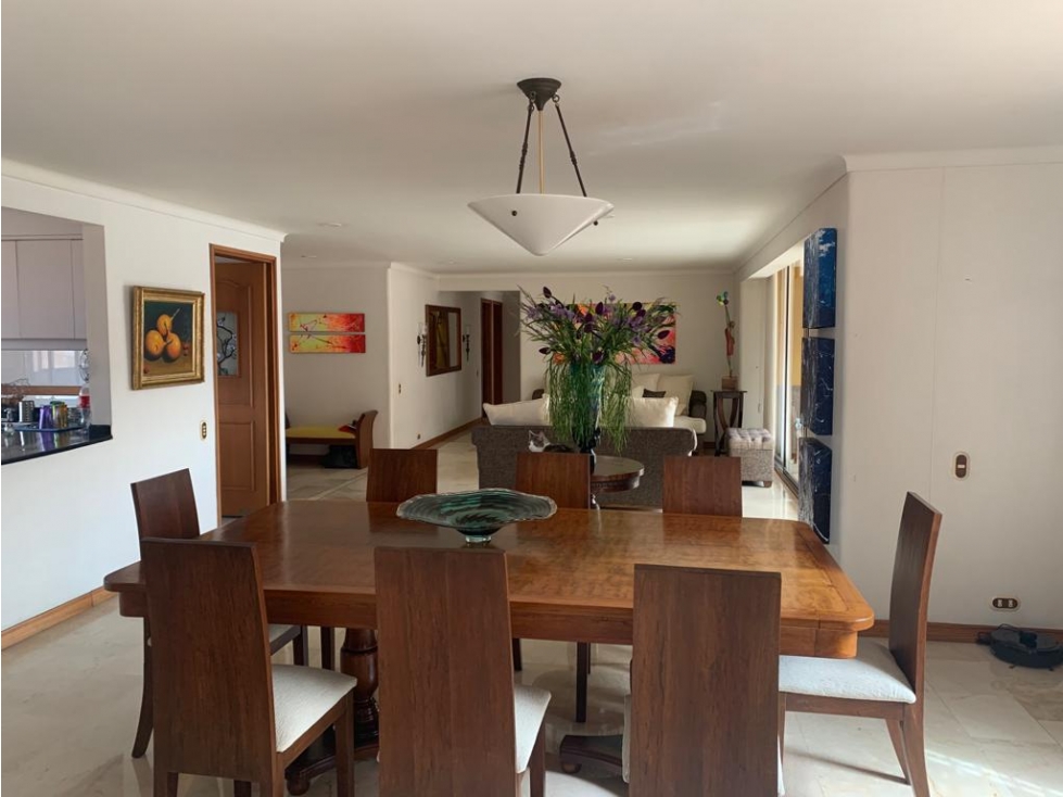 Venta Apartamento Tradicional en Medellín, sector Laureles — foto 5