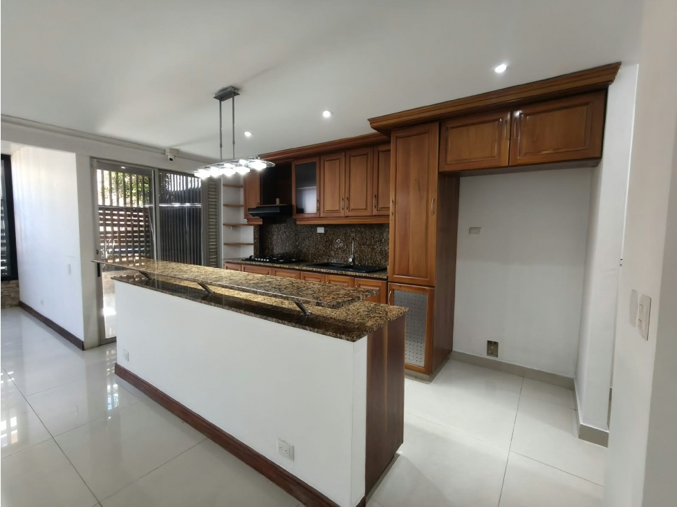 Casa en Arriendo, Medellín, El Poblado, Las Palmas, Marianito. — foto 5