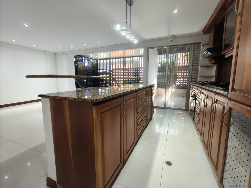 Casa en Arriendo, Medellín, El Poblado, Las Palmas, Marianito. — foto 6