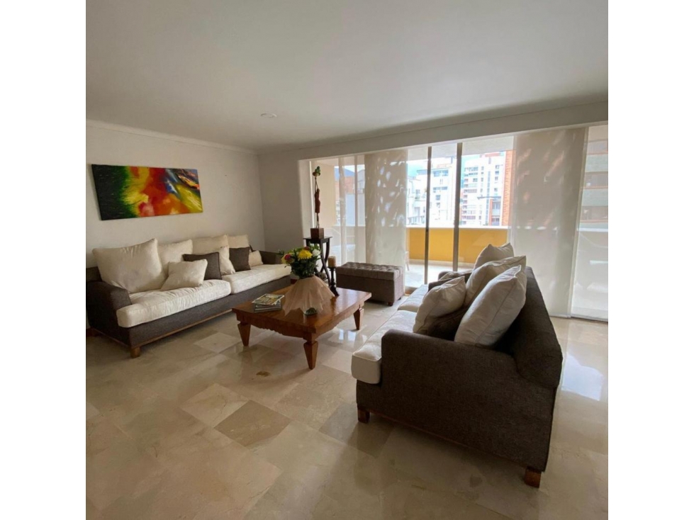 Venta Apartamento Tradicional en Medellín, sector Laureles — foto 3