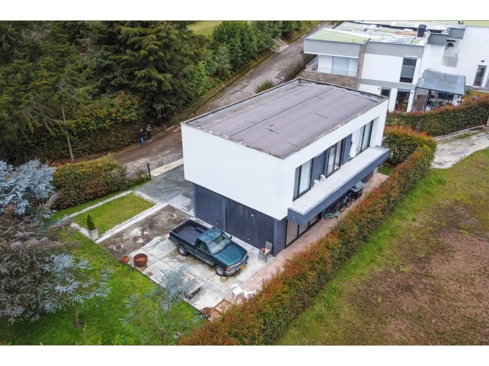Venta casa campestre en Envigado, sector Loma del Escobero — foto 2