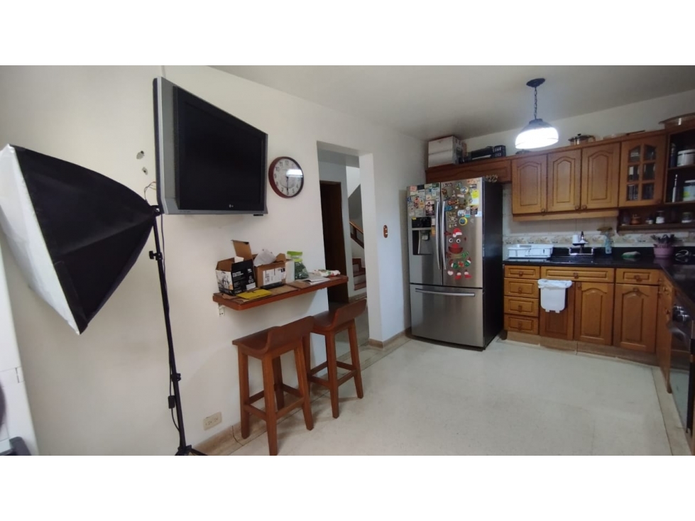 Venta de Casa en Medellín. Belén, cerca a la Unidad Deportiva — foto 4