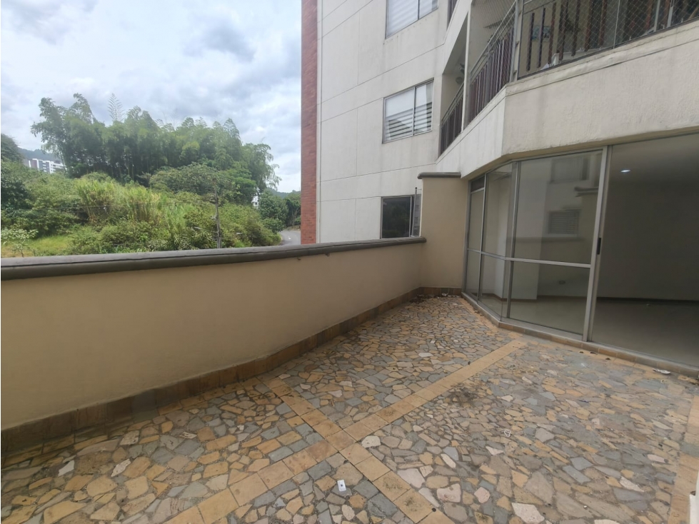 Apartamento en Venta Sabaneta Las Lomitas Terraza de 17 m² — foto 4