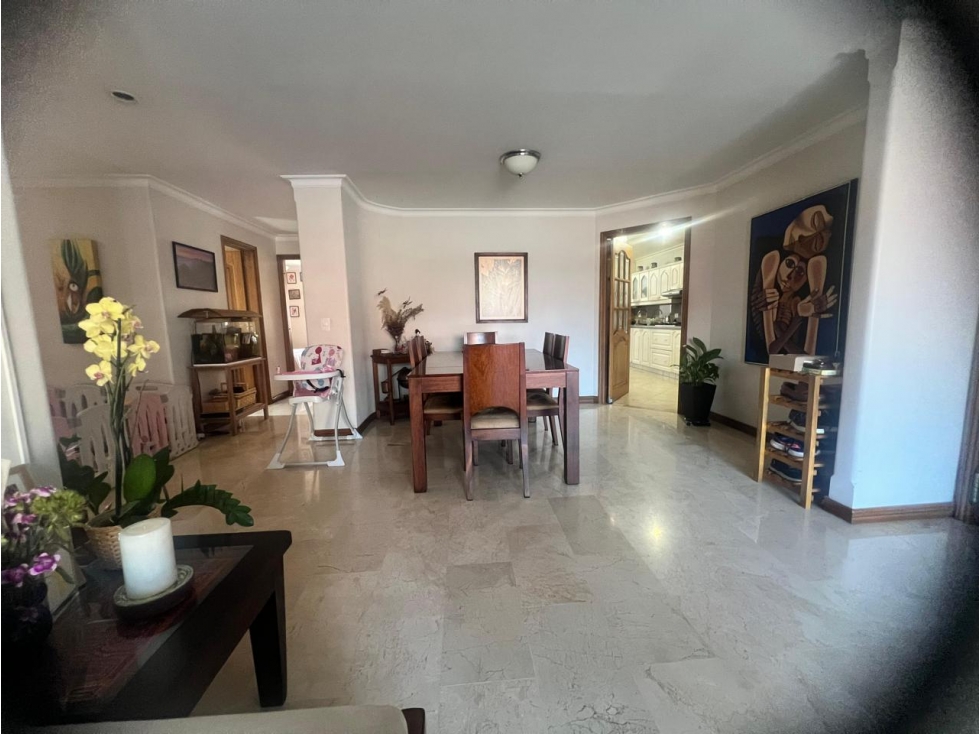 Apartamento Tradicional en Venta, Medellín, Laureles 155 m² aprox. — foto 2