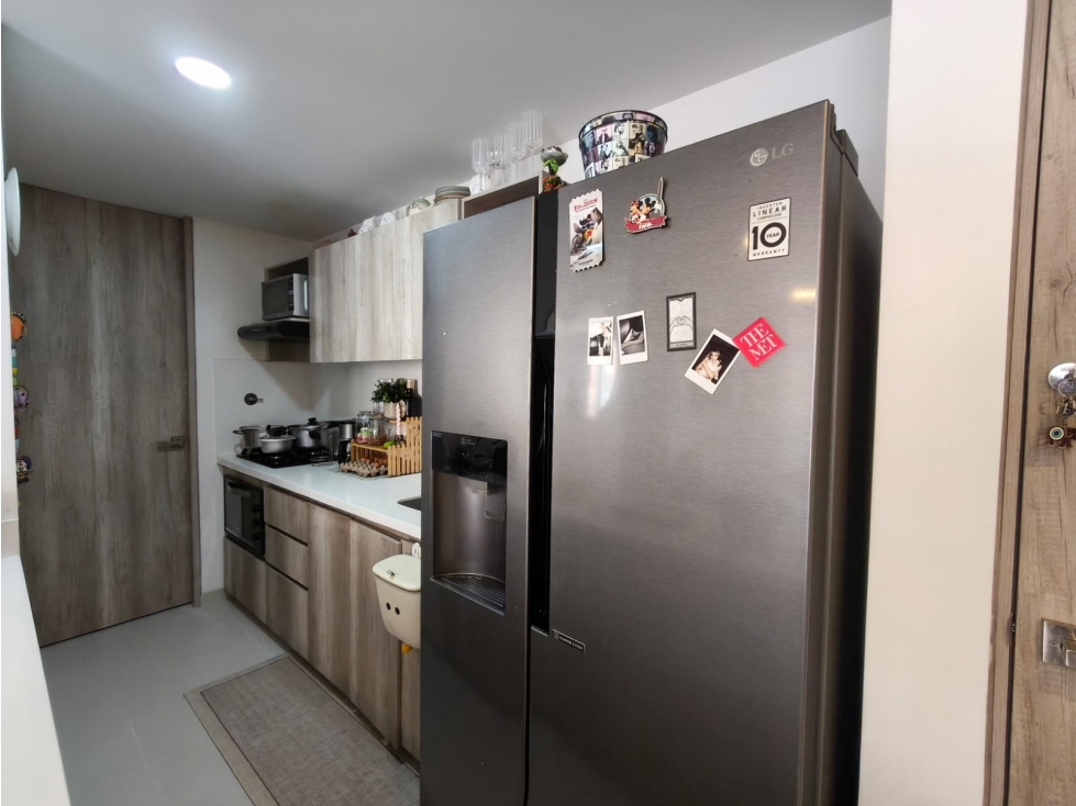 Venta apartamento en Medellín, sector El Poblado, Ciudad del Río — foto 2