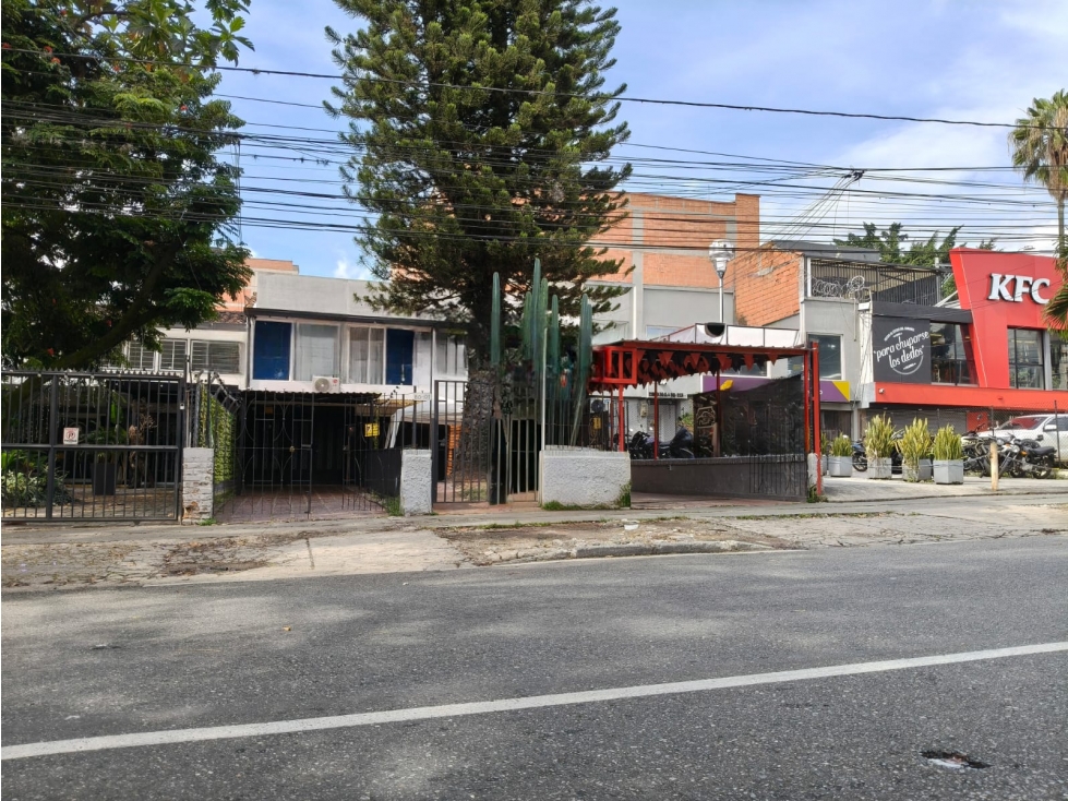 Casa LOCAL comercial en Venta BELEN RENTANDO. cerca al C.C los Molinos — foto 2