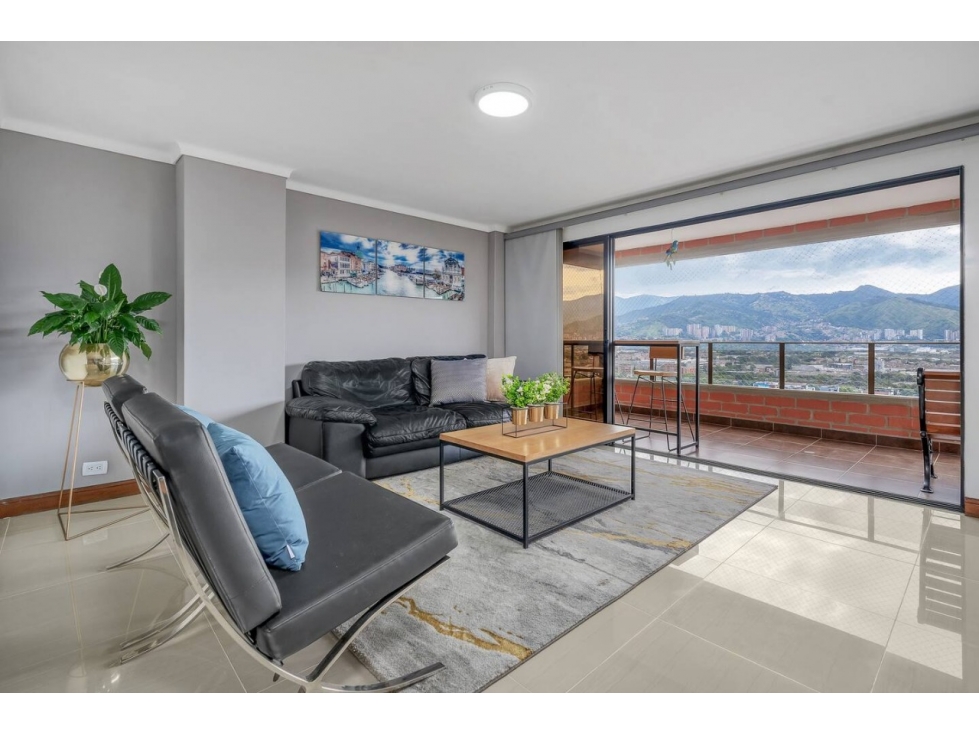 Apartamento en venta Remodelado, Medellín, Poblado, Castropol — foto 2