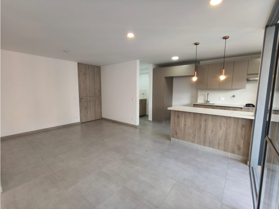 Venta apartamento en Envigado, sector Loma de Los Mesa.
