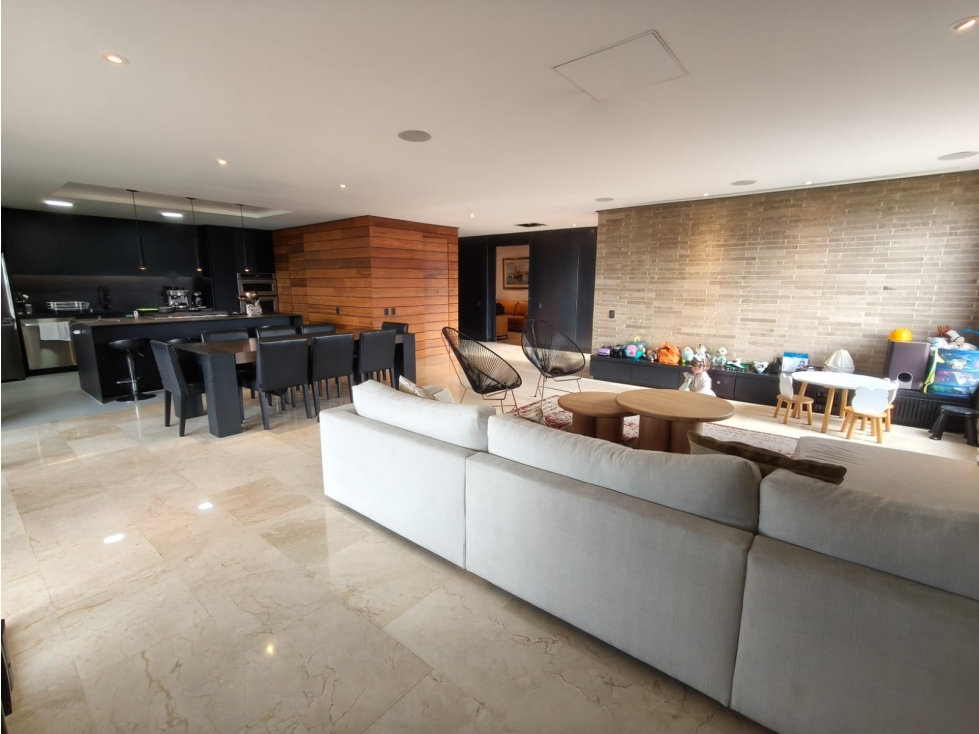 Venta apartamento de lujo en Medellín, sector El Poblado, La Calera. — foto 4
