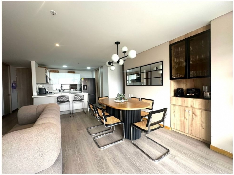 Apartamento Moderno en Venta Poblado, Linares — foto 3