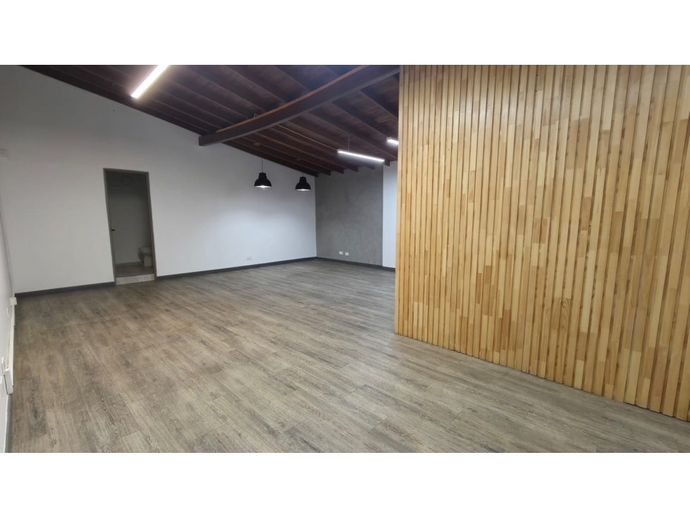 OFICINA REMODELADA en Arriendo, Medellín, San Diego. - 2