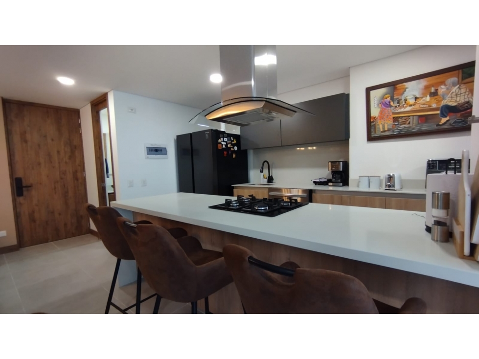 Apartamento Moderno En Venta El Poblado, Ciudad del Río — foto 5