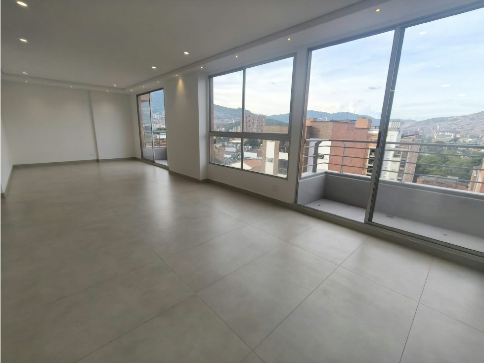Venta Pent house para estrenar en Medellín, Conquistadores.