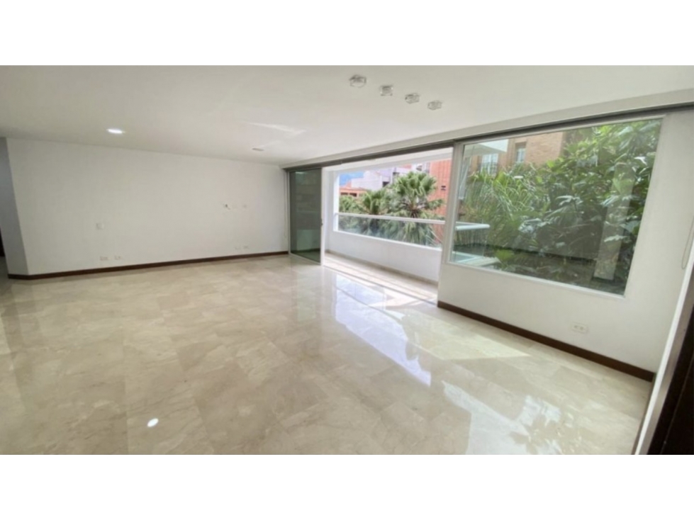 APARTAMENTO MODERNO EN VENTA, MEDELLÍN, LAURELES, SANTA TERESITA — foto 2