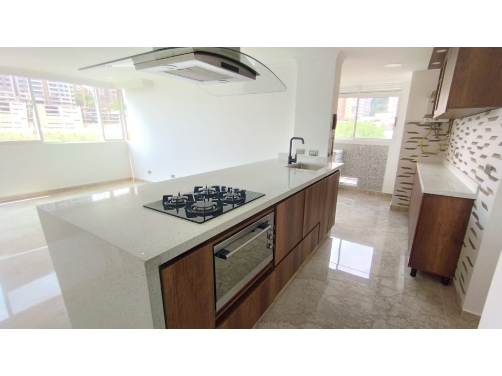 Apartamento en Venta, Poblado, Balsos excelente vista. — foto 2