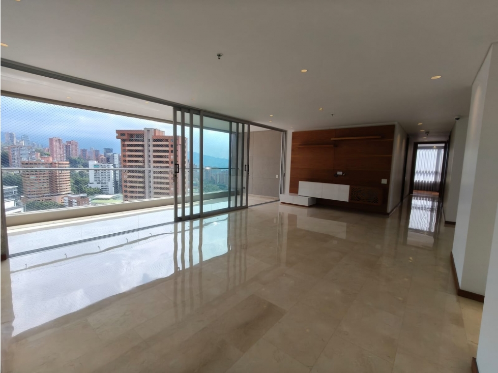 Arriendo apartamento de lujo en Medellín, Poblado, El Tesoro
