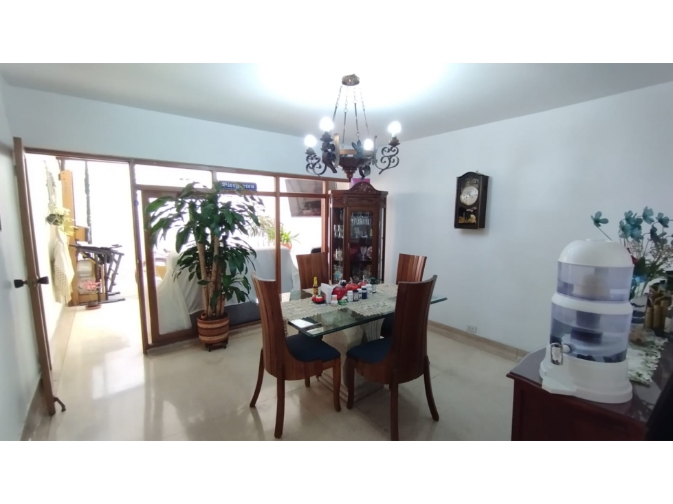 Venta de Casa en Medellín. Belén, cerca a la Unidad Deportiva — foto 2